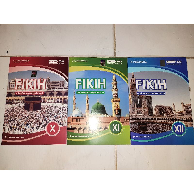 Buku fikih kelas 10